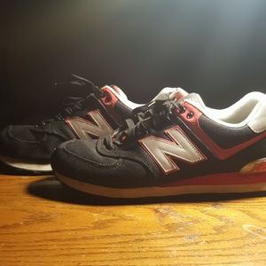 New Balance 574 Red on Black